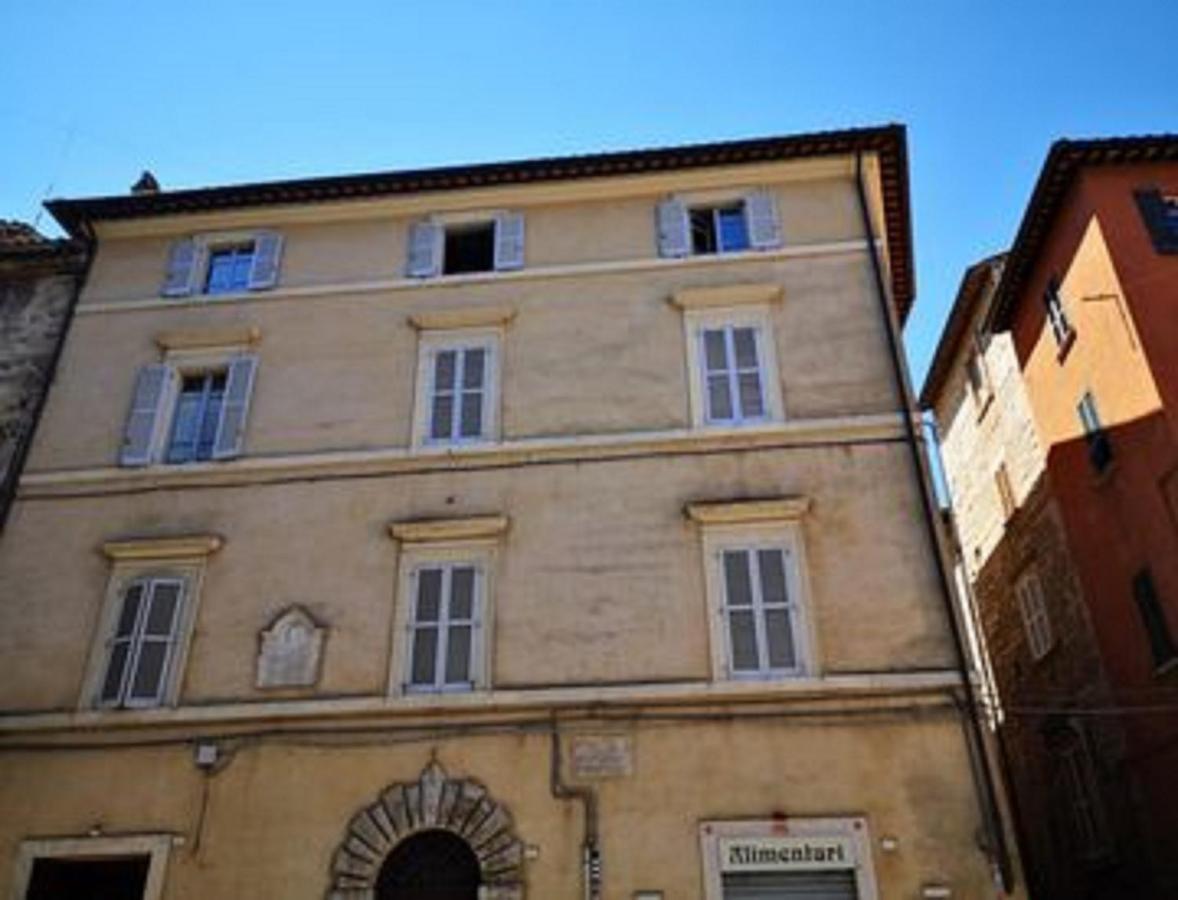 Appartamento Dietro Le Quinte Nel Cuore Di Perugia Eksteriør bilde